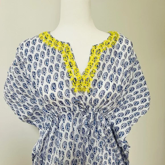 Stella & Dot blue & white paisley beach cover up. Yellow trip with pom poms. - Picture 4 of 4